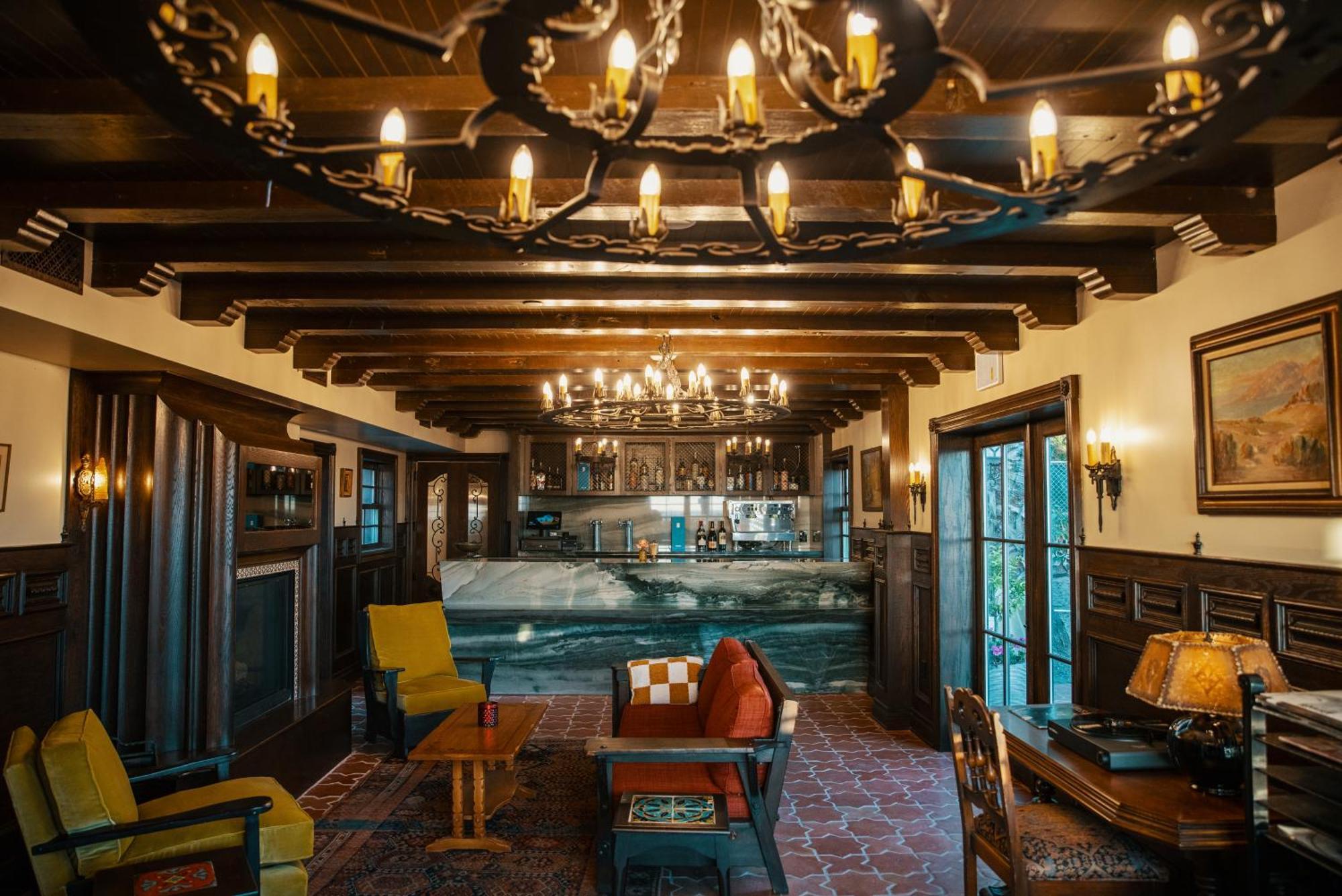 El Caminante Bar & Bungalows Дейна Пойнт Екстериор снимка